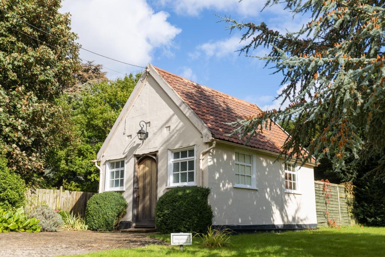 Prested Hall Braintree Luaran gambar